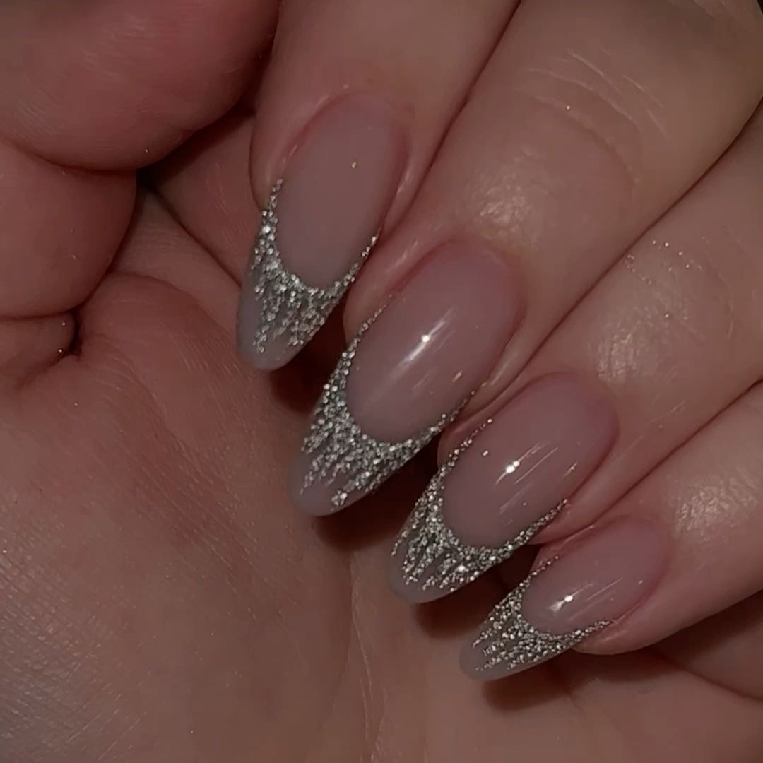 sparkly manicure for New Year