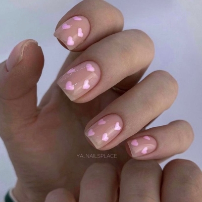 романтичный маникюр