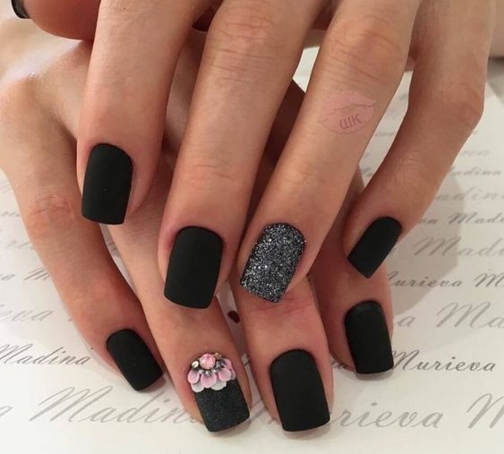 matoviy_manicure