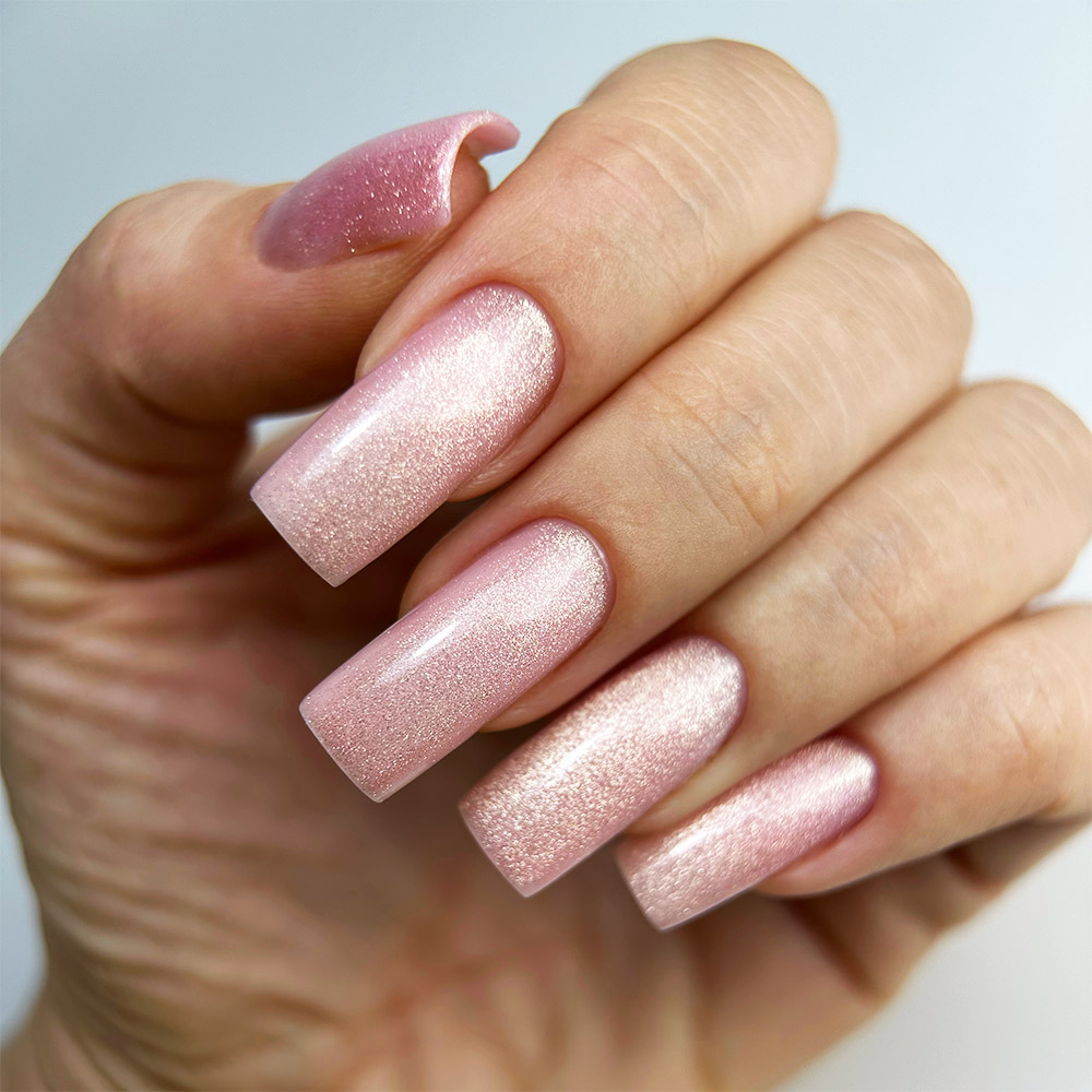 Гель-лак TUFI profi FASHION QUEENS 02 Розовое великолепие 8 мл (0318243)