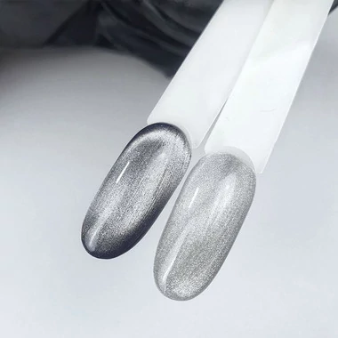 Гель-лак KOMILFO 9D Cat's eye (хрустальная кошка) серебро 8 мл (919190) - Фото №2