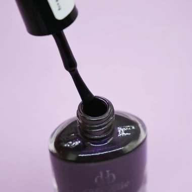 Лак для ногтей DB Cosmetic Prof Line темный фиолетовый 10 мл (00306) - Фото №2