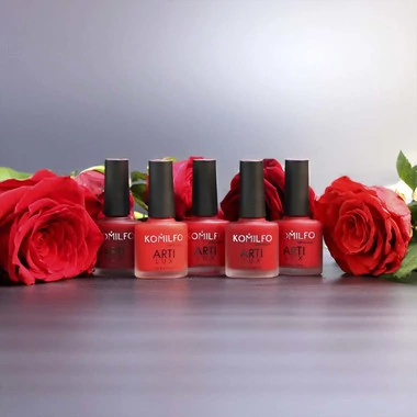 Лак для ногтей Komilfo ArtiLux Lady in Red 001 8 мл (243001) - Фото №5