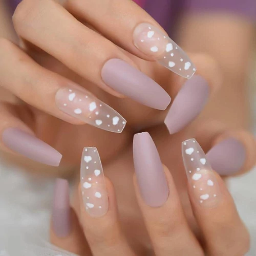 Балерина (нюдово-прозрачный маникюр)