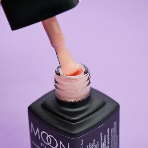 Гель-лак MOON FULL Fashion color №231 розовый бледный 8 мл (5908254002410) - Фото №2