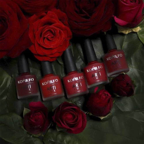 Лак для ногтей Komilfo ArtiLux Lady in Red 001 8 мл (243001) - Фото №3