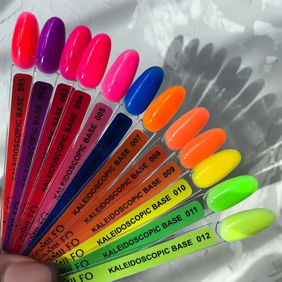KOMILFO Kaleidoscopic №005 малиновый неоновая 8 мл (787805) - Фото №5