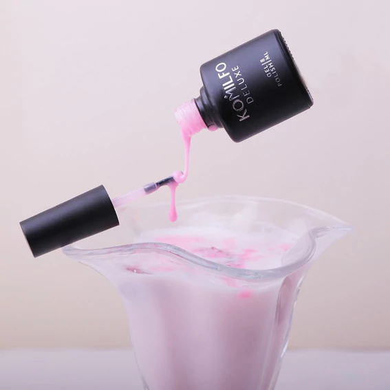 Топ KOMILFO Milky Pink No Wipe без липкого слоя молочно- розовый 8 мл (181121) - Фото №3