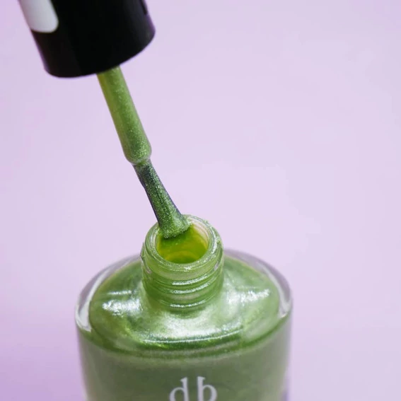 Лак DB Cosmetic Prof Line салатовый с микроблеском 10 мл (00430) - Фото №2